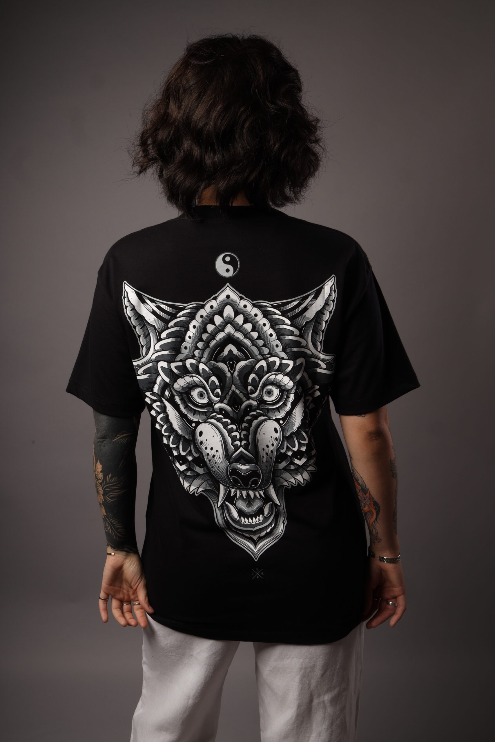 Camiseta Animal Instinct