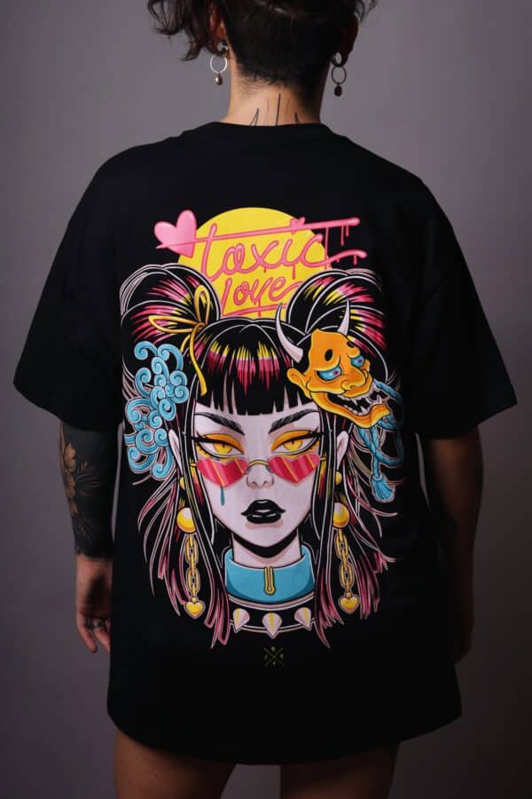 Camiseta Toxic Love